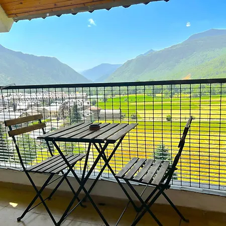 Apartment Amb Balco I Unes Vistes Uniques Del Pirineu By Rural D'aneu